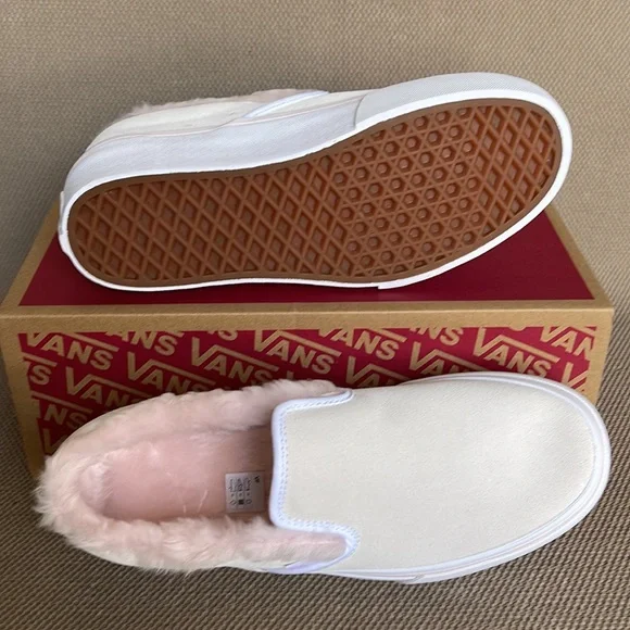 Vans Classic Slip-On Platforms Suede / Fur True White WMNS - Picture 4 of 16